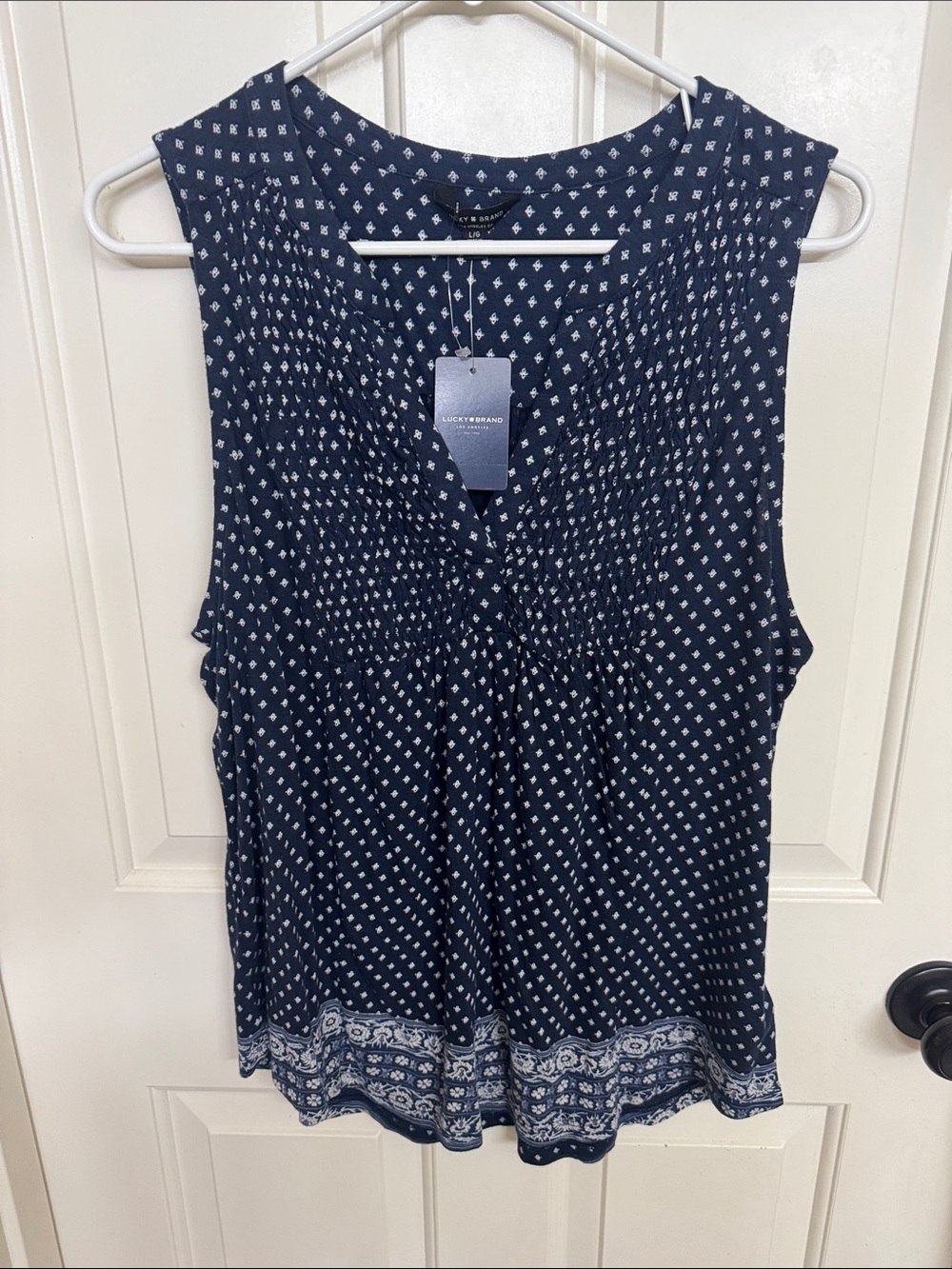 Lucky Brand Navy and White Printed Sleeveless Camisole